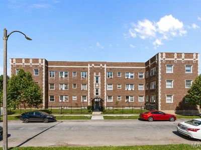 807 Clara Ave