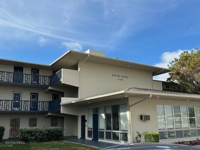 1150 E Sample Rd UNIT 307