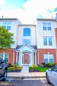 5 Powder Farm Ct