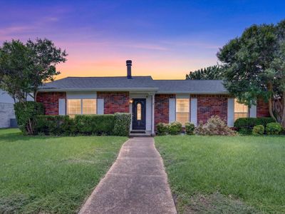 2910 Flagstone Dr