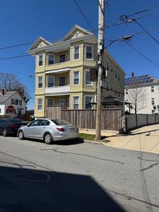 377 Earle St