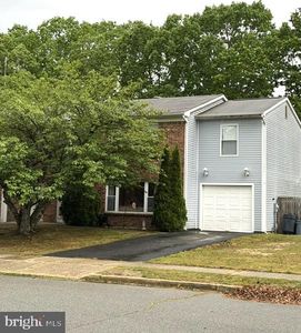 41 Mizzen Dr