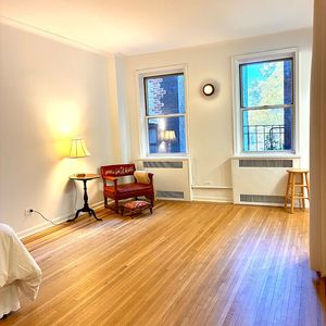 224 Highland Blvd APT 611