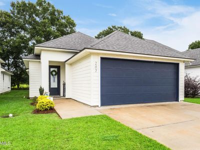 207 Alpine Dr