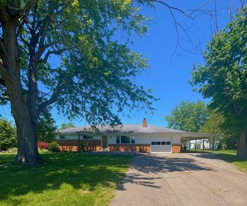 2595 Lebanon Rd