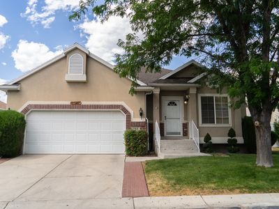 781 E Sunset Ponds Dr