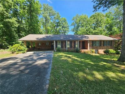 2107 Flat Shoals Rd SW