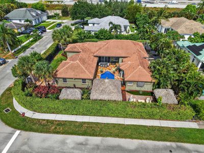 1590 SW 4TH Circle