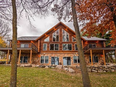 3005 W Lake Jessie Dr SE