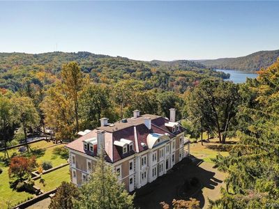 118 Tower Hill Road W