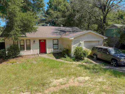4619 Gladstone Dr