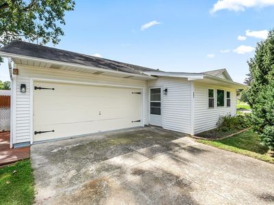 Property at 303 Orchard Hill Dr, Lagrange, IN