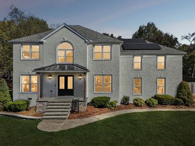 808 Alec Ct