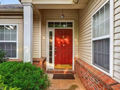14 Daulton Dr