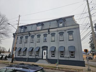 380-384 S Franklin St