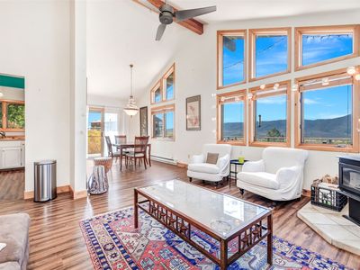 3195 Apres Ski Way #1