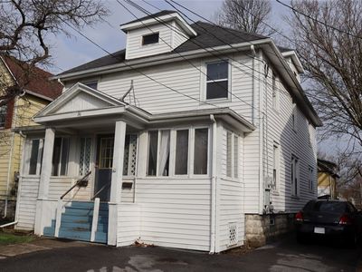 36 N Lyon St