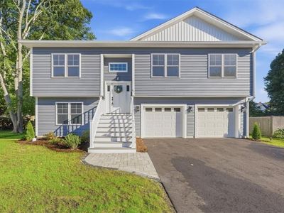 67 Kenway Ave