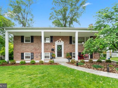 8337 Stockade Dr