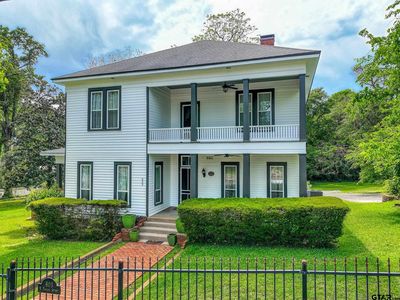 609 Fowler St