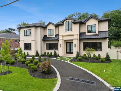 50 Roberts Rd