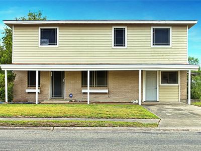 100 Lamplite Ln