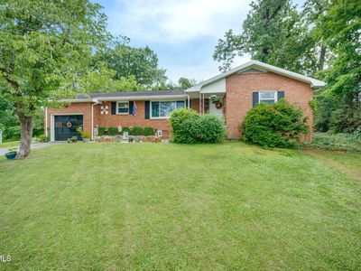 1704 Acorn Ct