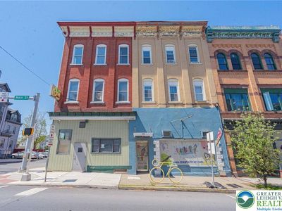 662 Main St