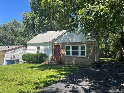 5 Cady Dr