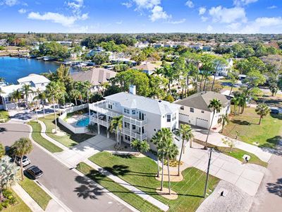 1700 Oyster Point Way