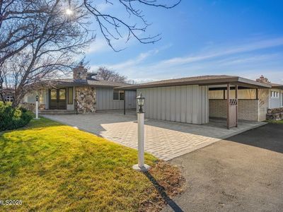 3533 E Hidden Valley Dr