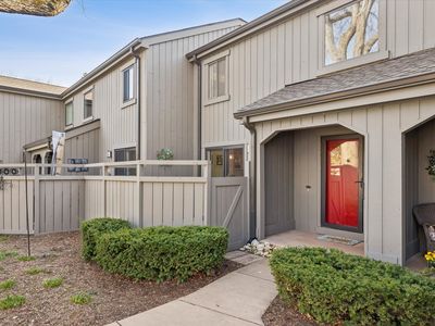 Property at 404 Shoreline Rd #298, Barrington, IL