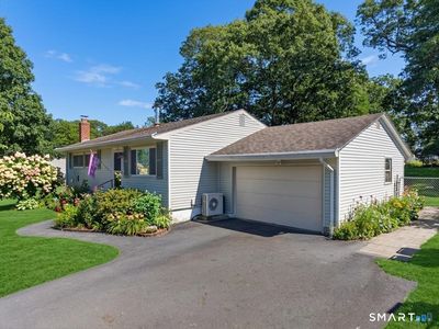 12 Bern Court
