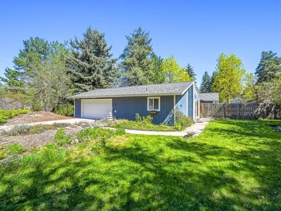 1050 SE Glen Echo Rd