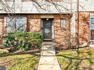 Property at 619 Edison Dr, East Windsor, NJ