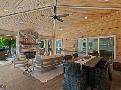 200 Corinth Ct