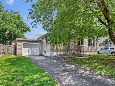 1210 Saint Richard Dr