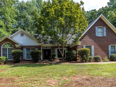 128 Janees Way