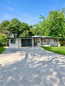 103 GREENHAVEN DR