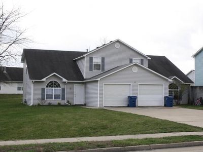 312 E Liberty Ln