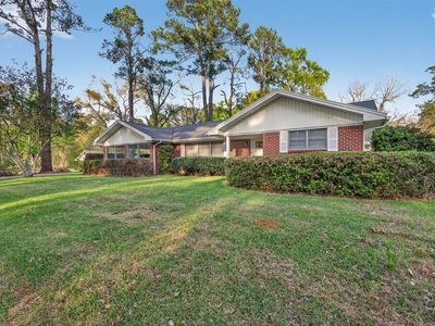 Property at 522 Lee St, Mansfield, LA