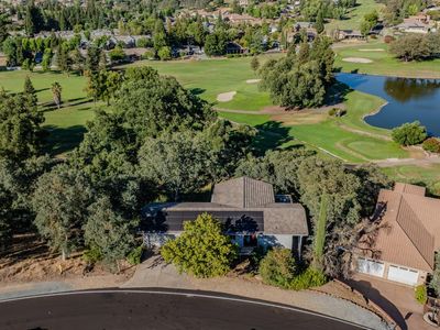 2077 Greenbriar Rd