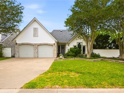 6301 Oso Pkwy