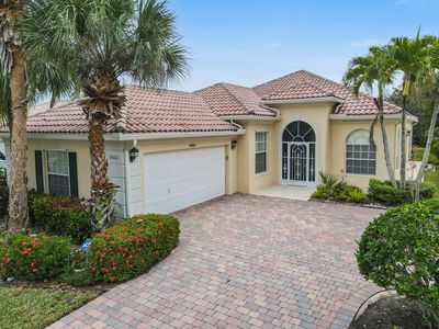 8993 SE Hawks Nest Court