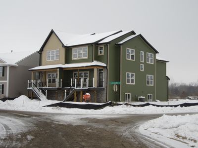 2096 Kensington Park Cir