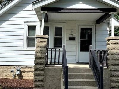 4661 N 49th STREET