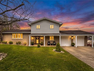 51 Royal Oak Dr N