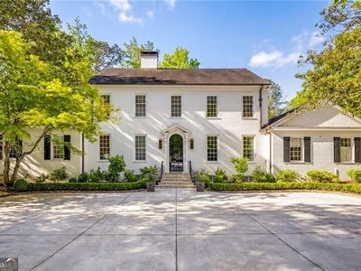 3216 Glen Arden Dr NW