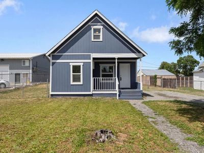 3629 E Princeton Ave