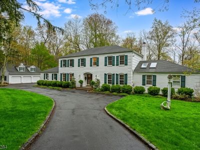 4 Edward Shippen Ln